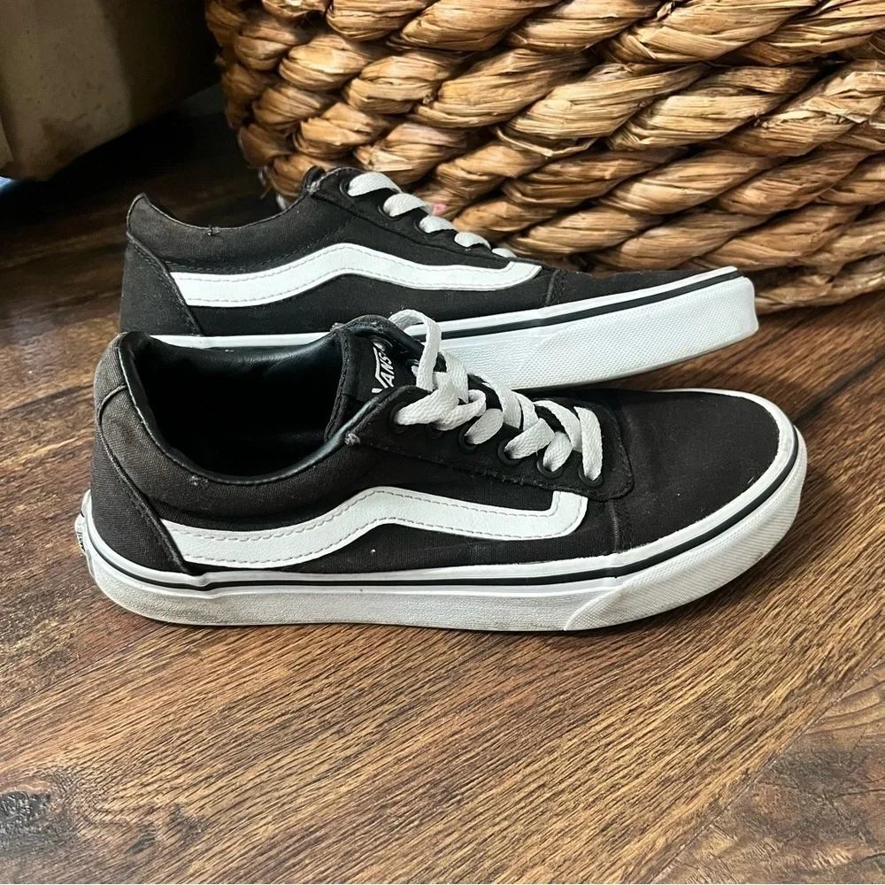 Vans Ward Black White Skate Shoes Canvas Sneakers - Women's 7